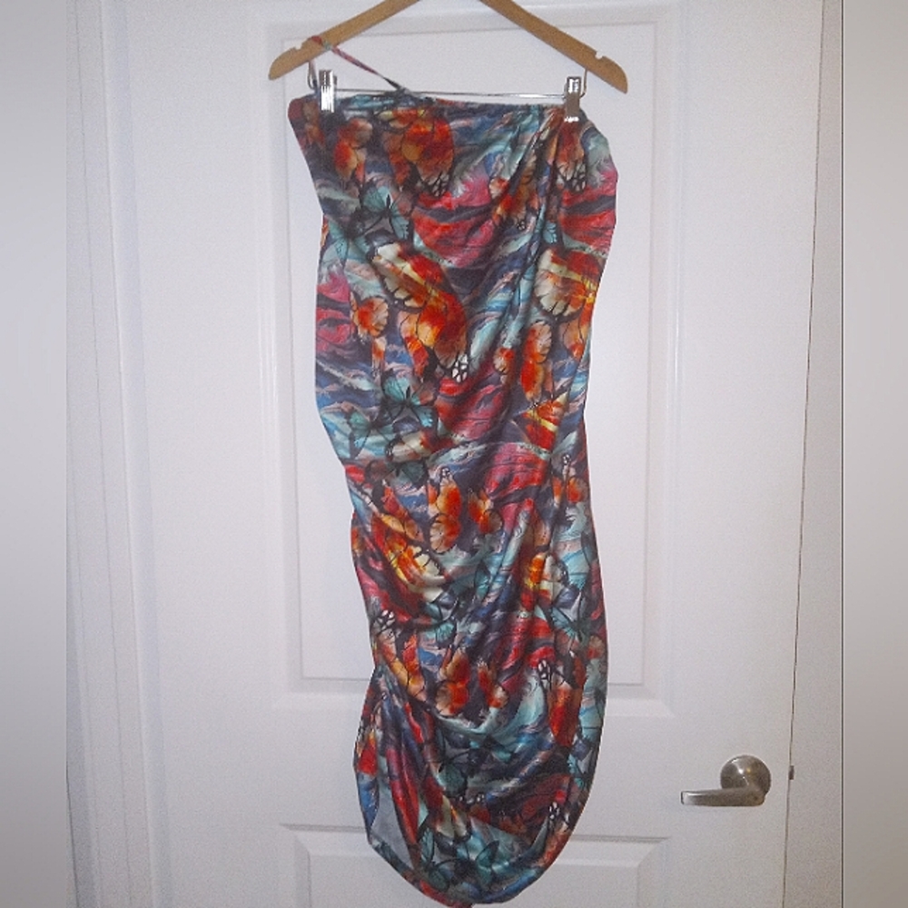 PrettyLittleThing One Shoulder Rouched Satin Butterfly Dress Plus Size 24 Midi